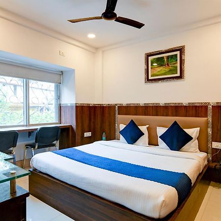 Hotel Q Inn Καλκούτα Εξωτερικό φωτογραφία