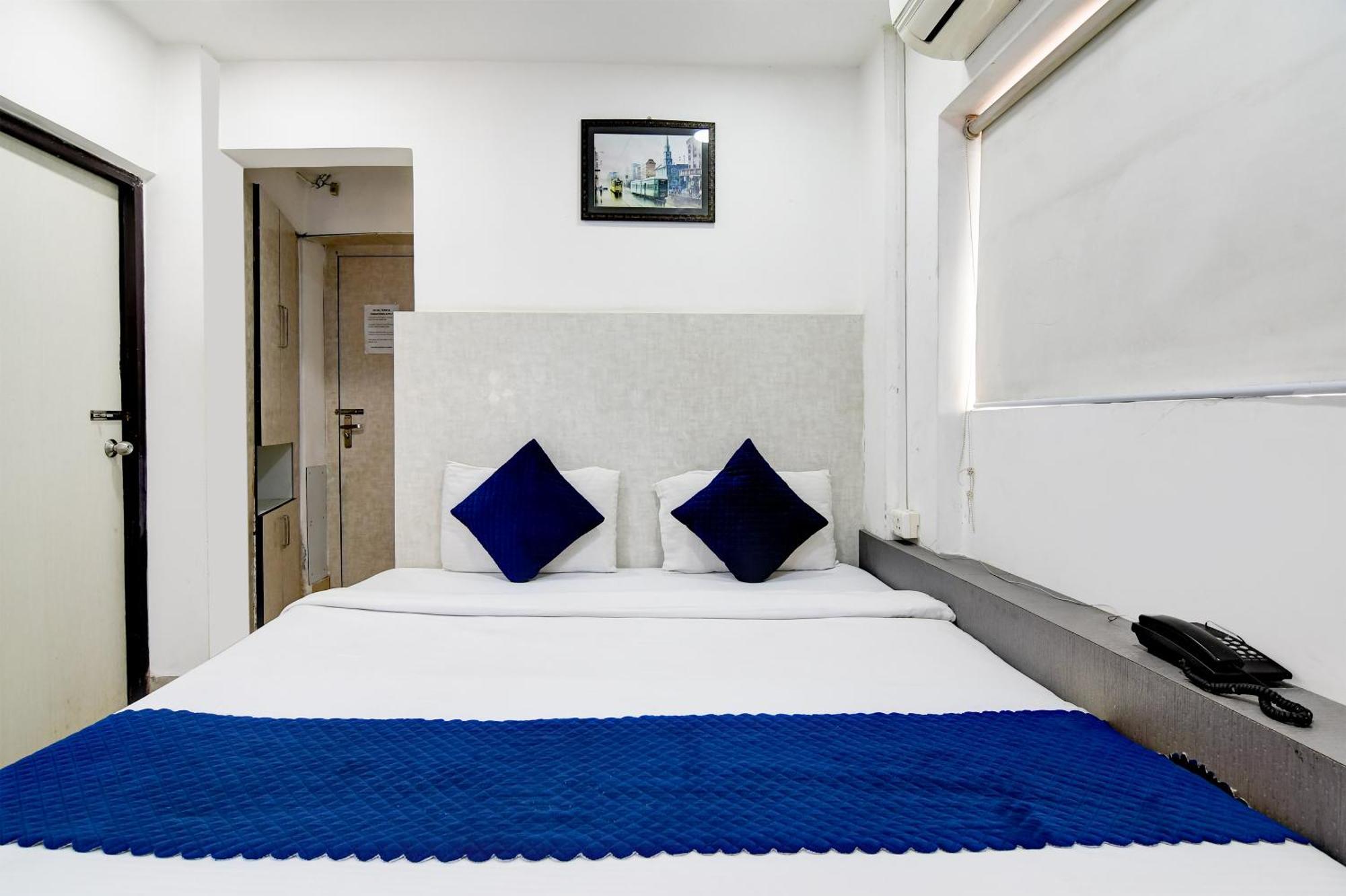 Hotel Q Inn Καλκούτα Εξωτερικό φωτογραφία