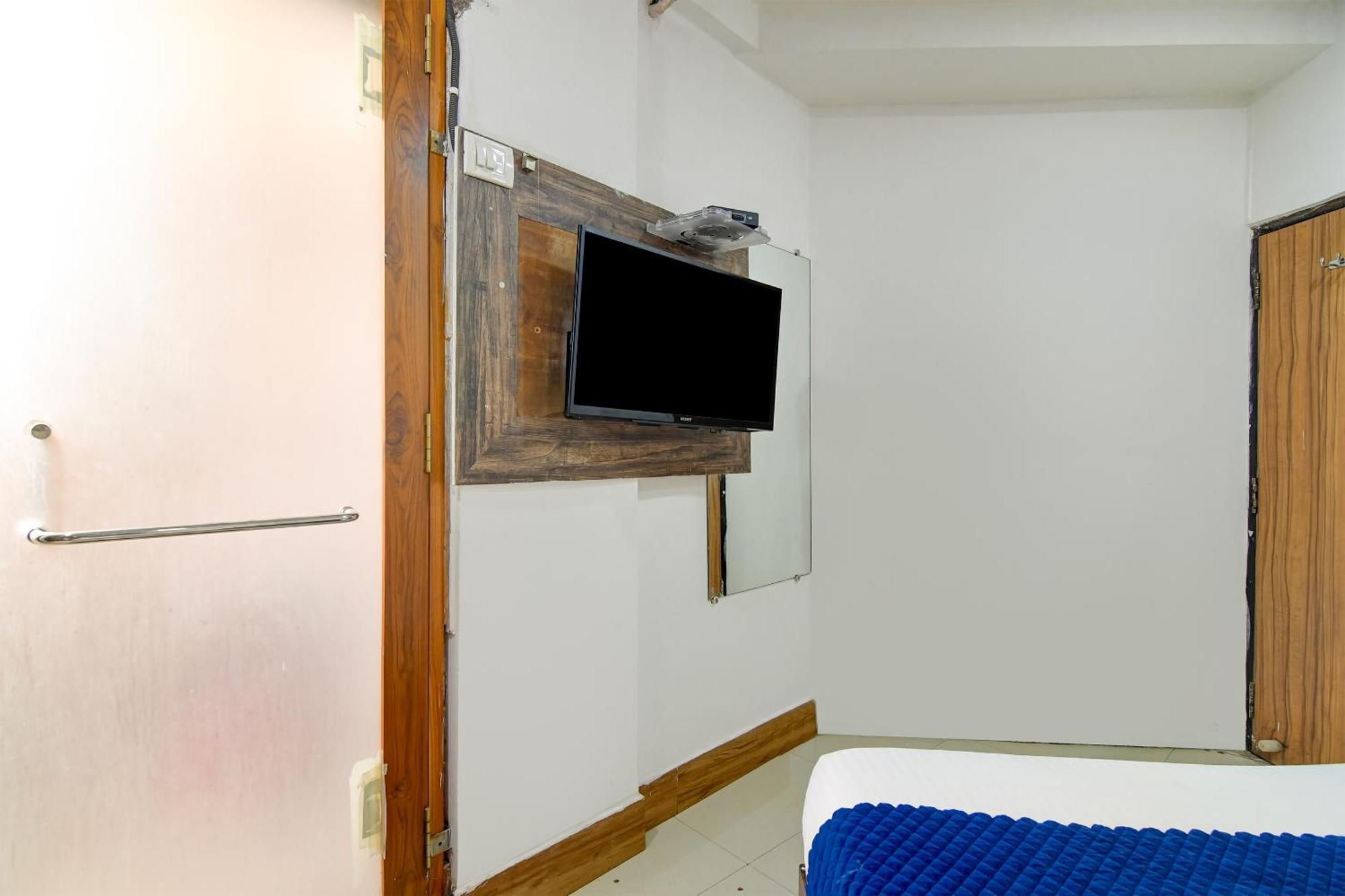 Hotel Q Inn Καλκούτα Εξωτερικό φωτογραφία