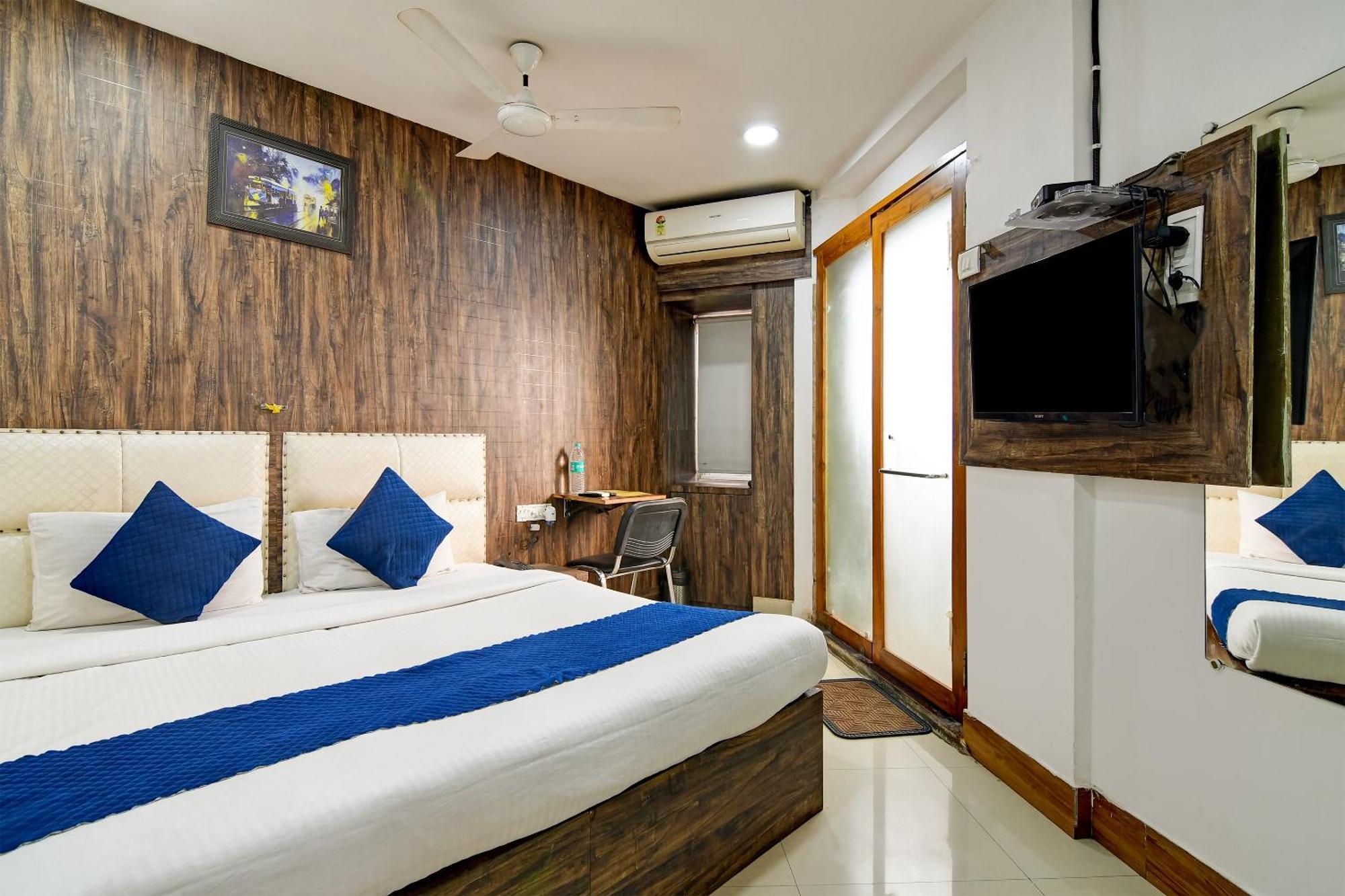 Hotel Q Inn Καλκούτα Εξωτερικό φωτογραφία