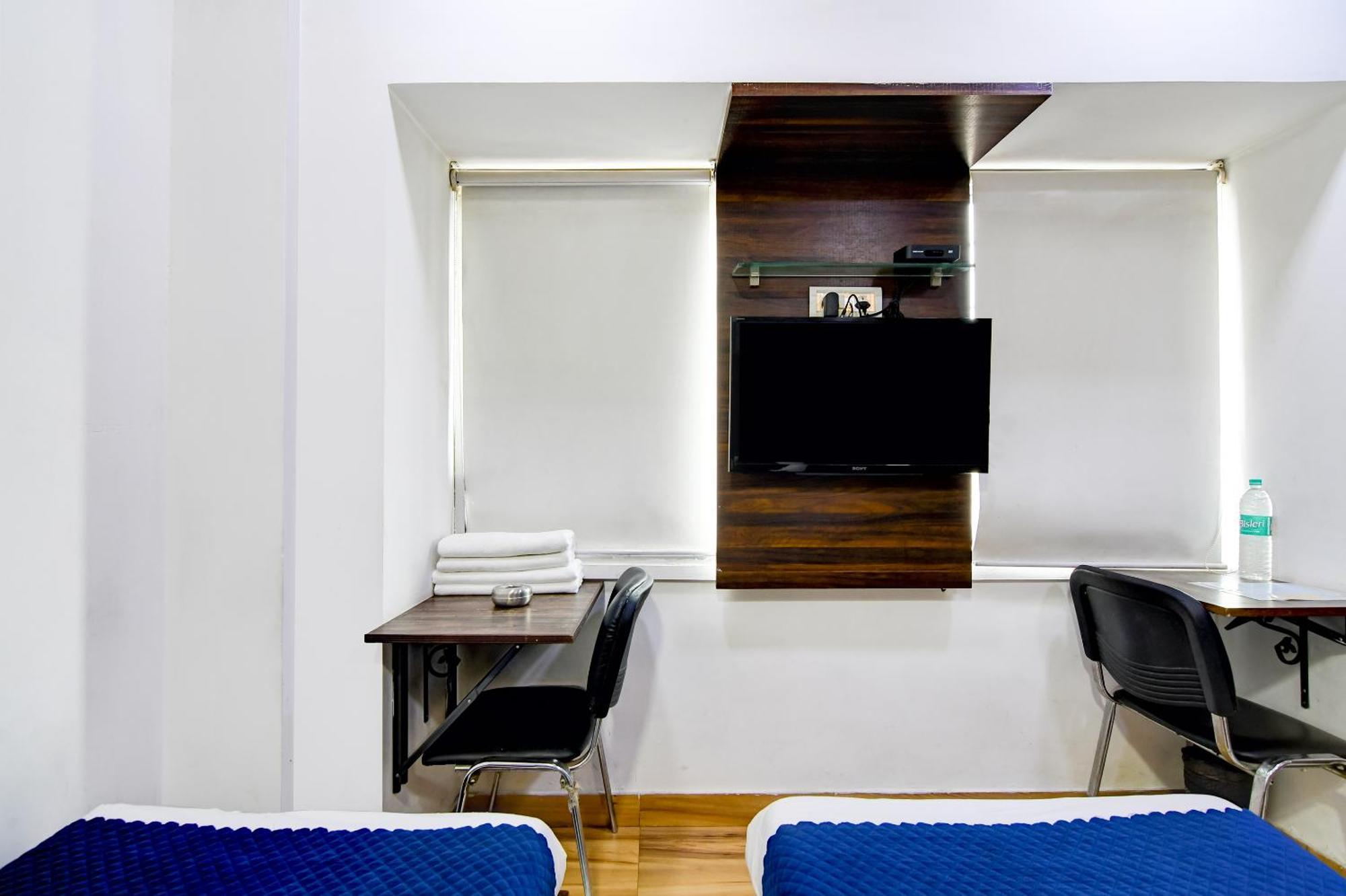 Hotel Q Inn Καλκούτα Εξωτερικό φωτογραφία